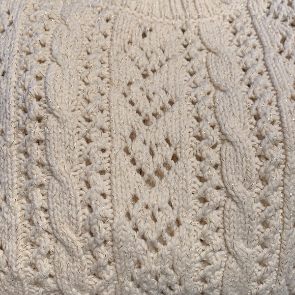 Gorgeous heart knit sweater cream & gold girls 10-12 - Picture 12 of 13